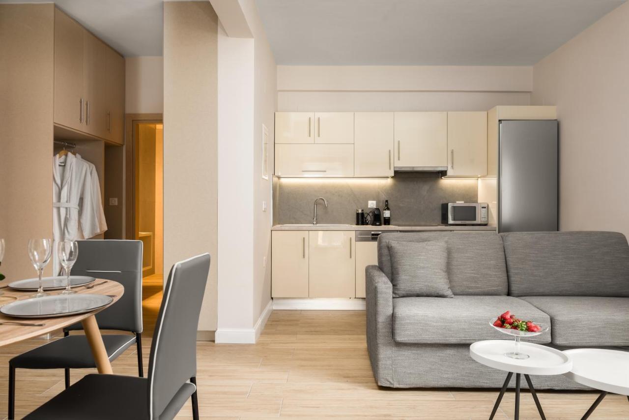Villa2Be Family & Executive Suites Corfu  Exteriör bild